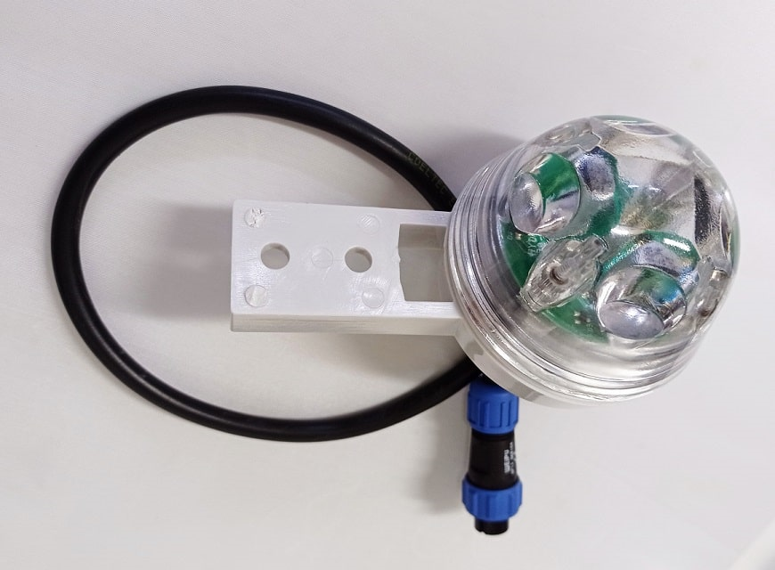 Hydreon rain sensor supplied CW-ready, with its cable and connector