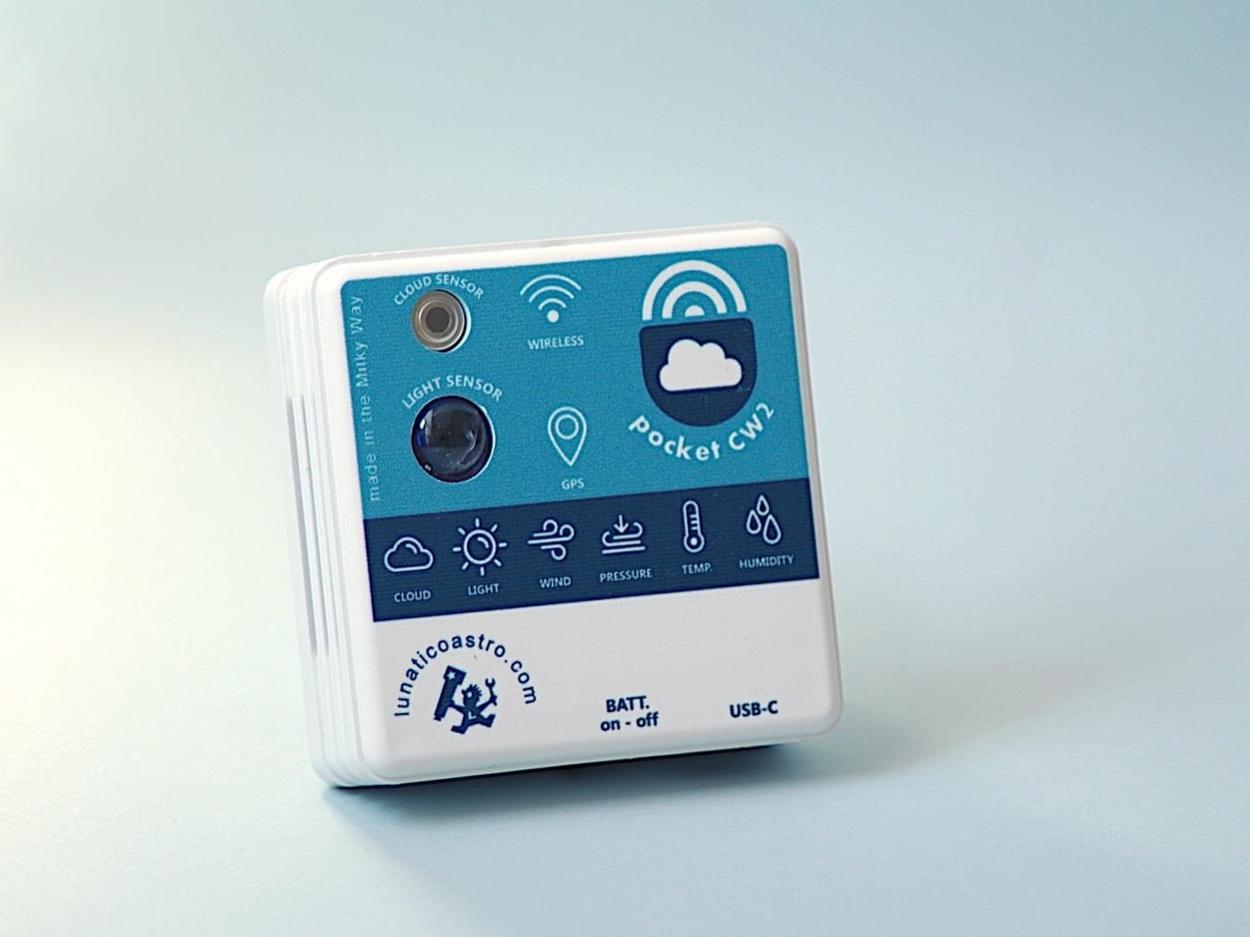 PocketCW the Lunaticoastro's portable solution for cloud detection, sky quality measurement, and more.