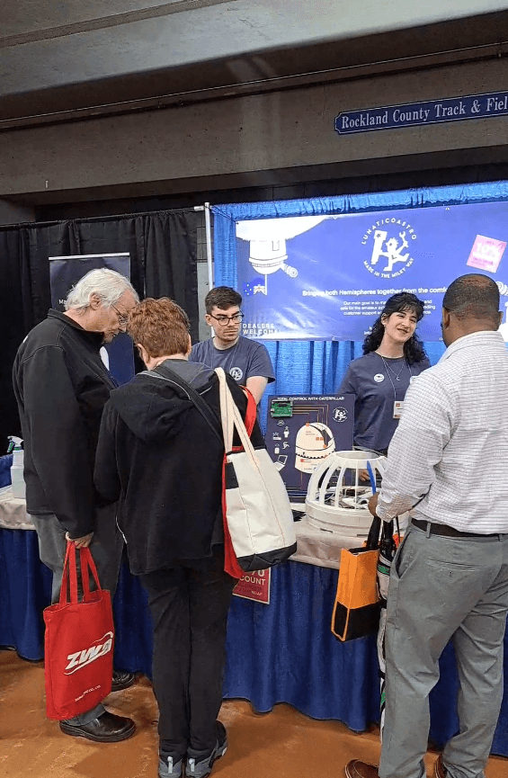 Lunaticoastro team at NEAF 2025